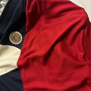 Gant Sweatshirt Tüylenme Sorunu
