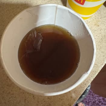 McDonald's Siparişimdeki Dökülen İçecek Ve Eksik Menü Sorunu