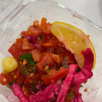 Köfteci Yusuf'a Yakışmayan Bir Mekan