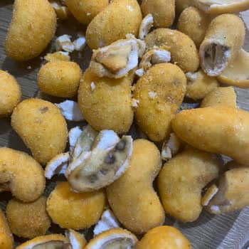 A-101 Çerezya Soslu Kaju Kurtlu Çıktı