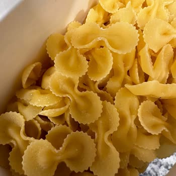 Taze Barilla Makarnada Böcek Şoku!