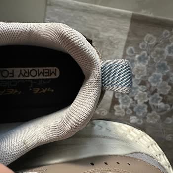Skechers Üretim Hatalı Ayakkabımı Değişmiyor