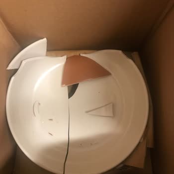 Kütahya Porselen Hasarlı Gelen Ürünün Temin Edilememesi