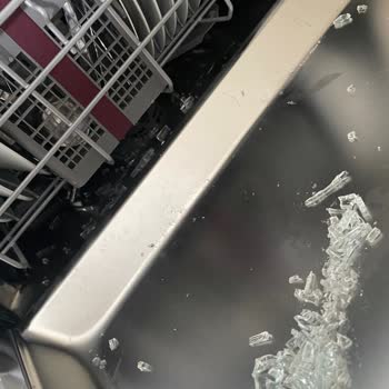 Korkmaz Mutfak Eşyaları Tencere Kapak Paramparça!