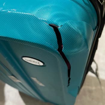 THY Valizimiz Kırıldı Ve Yenisi Verilmedi