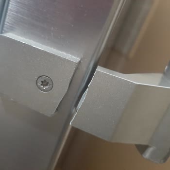 Arçelik Buzdolabının Kolu Koptu Acil Dönüş Bekliyorum