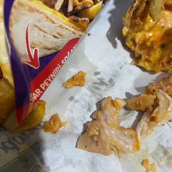 Maydonoz Döner Sipariş Ettiğim Döner Çiğ Geldi