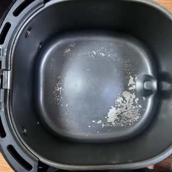 Kumtel 8.5 Litre Airfryer Paslandı Attı