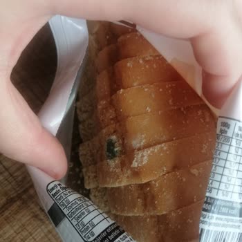 Mlife Bio Bilecik Migros'tan Aldığım Glutensiz Ekmekte Küflenme Sorunu