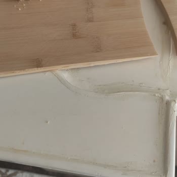 Karaca Züccaciye Kesme Tahtası Bölündü