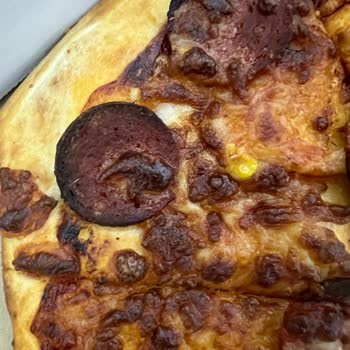 Migros Yemek Yanık Pizza Hikayesi