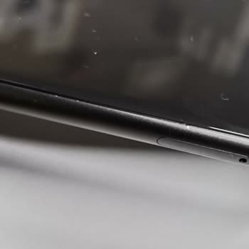 iPhone 11 Siyah Sim Kart Algılamıyor