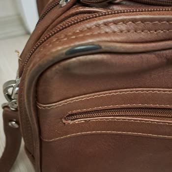 Grande Deri Çantada Soyulma Meydana Geldi!