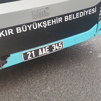 Diyarbakır Büyükşehir Belediyesi 21 Aae 345 Plakalı Ergani Diyarbakır Otobüs Şoförü