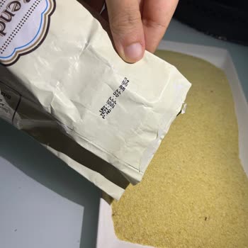A101 Böcekli İrmik Paketi Hayal Kırıklığı Yarattı