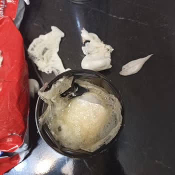 Aras Kargo Hasarlı Ve Ağzı Açık Kargo Paketini Zorla Teslim Ediyor