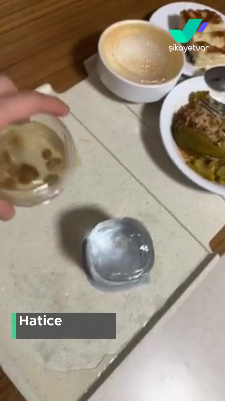 Başakşehir Çam Ve Sakura Şehir Hastanesi Mutfak Personel İlgisizliği Ve Titiz Olmama Gayretleri videonun kapak resmi
