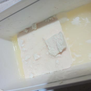 Kuzucu Süt Ürünleri Son Tüketim Tarihine Daha 4 Ay Kala Bozuldu