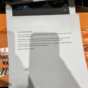 Sneaks Up'ın Yaptığı Saçmalık