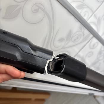 Philips Dikey Süpürge Süpürürken Kırıldı