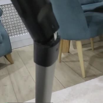 Philips Dikey Süpürge Süpürürken Kırıldı