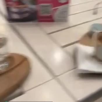 Alaçatı Muhallebicisi Alaçatı Servisten Memnun Değiliz!