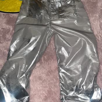 Koton Kız Çocuk Varaklı Paraşüt Pantolon Kalitesizliği