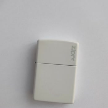 Zippo Çakmak Üzerinde Ki Zippo Yazısı Kısa Sürede Çıktı
