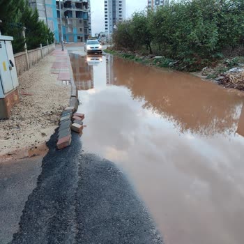 Mezitli Belediyesi Ve MESKİ'nin Muhteşem Sokağı