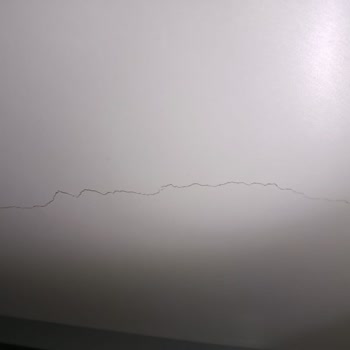 Yataş Baza Çatlağı Ve Markanın İlgilenmemesi