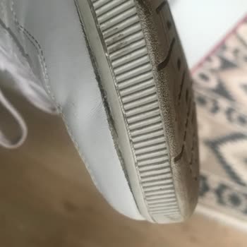 Lacoste Ayakkabı 6 Ayda Yırtıldı