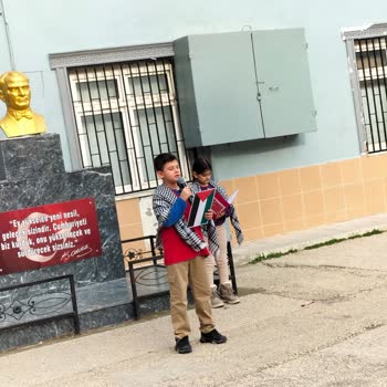 Milli Eğitim Bakanlığı (MEB) İnsan Hakları Günü'nde Baskı