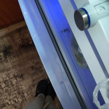 Arçelik Buzdolabı Lastik Değişimi