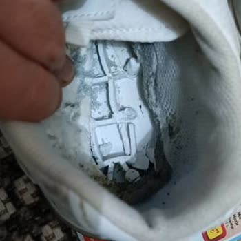 Slazenger Kalitesiz Ürün Hayal Kırıklığı Yarattı