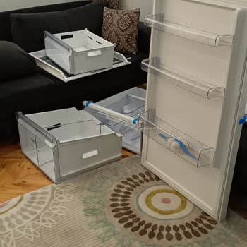 Hasarlı Profilo Marka Buzdolabı