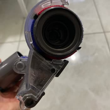 Dyson V8 Başlık Parçası