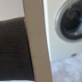 IKEA Sandalyeler Pul Pul Dökülüyor