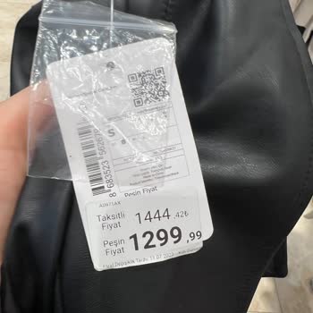 DeFacto'da Göz Göre Göre Haksızlık