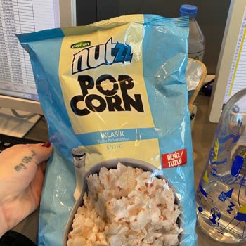 Peyman Yanık Mısırı Paketleyip Satıyorlar