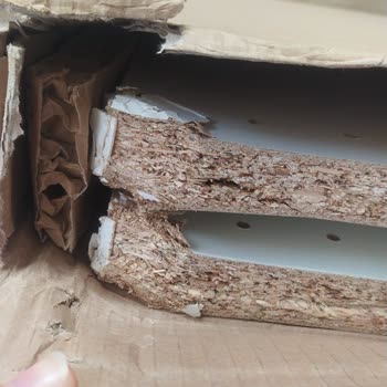 IKEA İki Defa Kırık Gönderdiği Ürünün Değişimini Yapmıyor