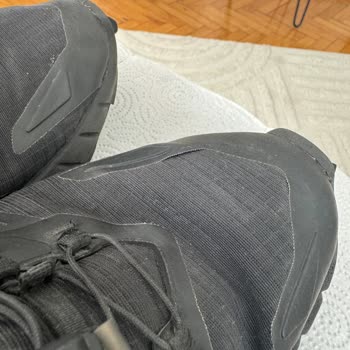 Boyner'den Aldığım Salomon Marka Ayakkabı Kısa Sürede Parçalandı