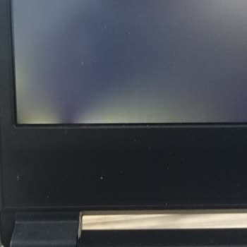 Monster A5 V17.3.4 Ekran Arka Plan Aydınlatması