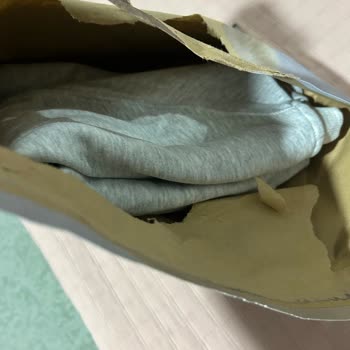 Bershka Eksik Ürün Gönderdi