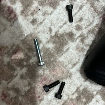 Zio Gaming Koltuk Eksik Ürünler Ve Kusurlu Koltuk