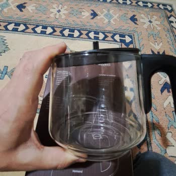 Homend Çaycının Cam Demliği Çatladı