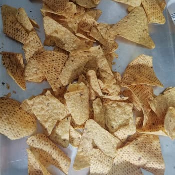 Doritos Dippas Cipsinin İçinden Çıkmayan Baharat Sosu