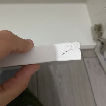 IKEA TV Sehpası Kırık