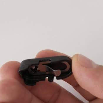 PHILIPS Ev Aletleri Philips Dikey Süpürge Kötü Plastik Kullanımı