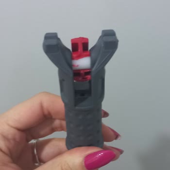 Vileda Spino'nun Başlığı Kırıldı