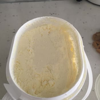 Göle Çapan Süt Bozuk Ve Sahte Ürün Gönderimi Görselle Ürünün Alakası Yok